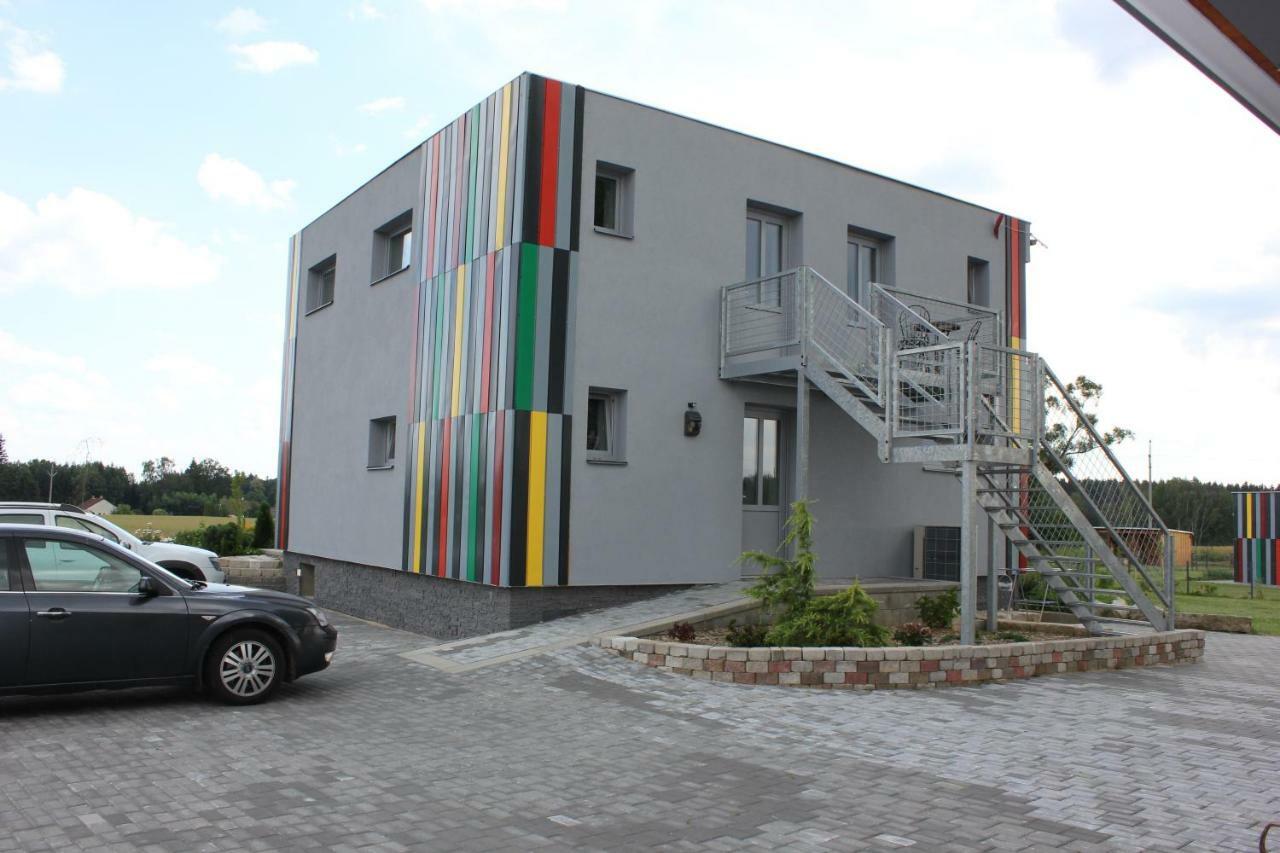 Penzion Na Samotach Apartment Jindřichŭv Hradec Exterior photo
