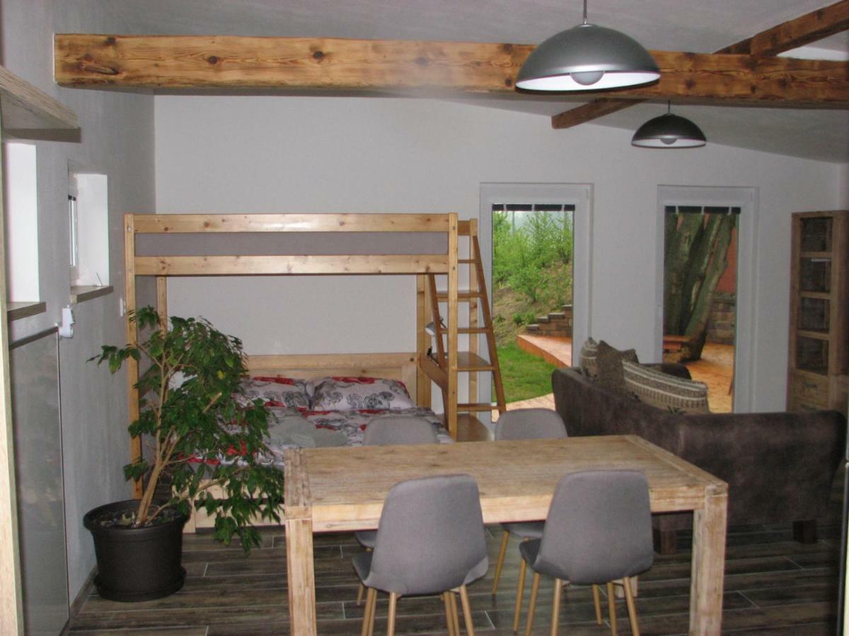 Penzion Na Samotach Apartment Jindřichŭv Hradec Exterior photo
